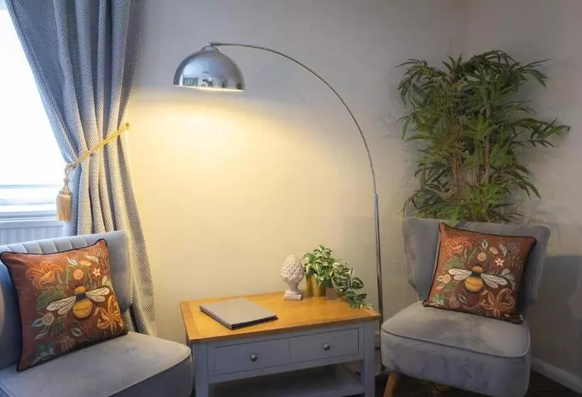 בית מלון כפרי Chester House