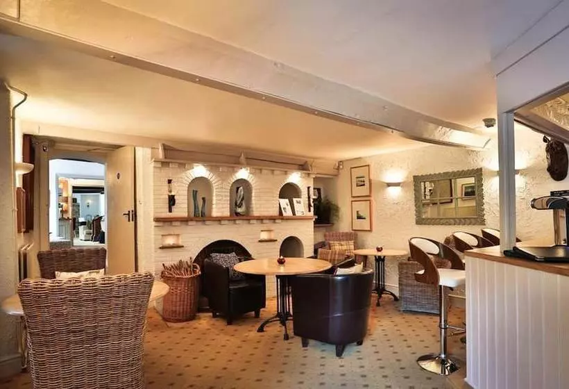 בית מלון כפרי Combe House