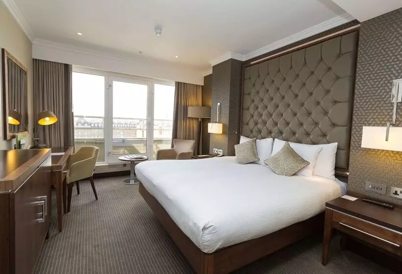 هتل Doubletree By Hilton  London  Victoria