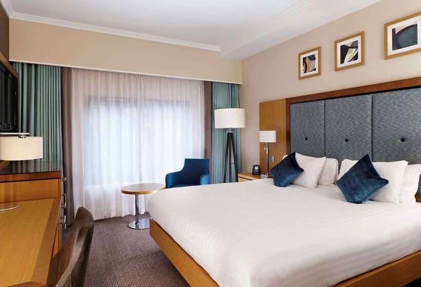 فندق Doubletree By Hilton  London  Victoria