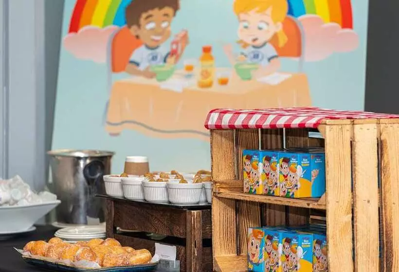 هتل Hilton London Kensington