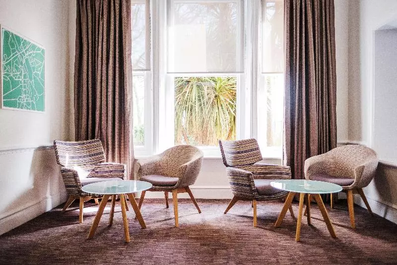 Отель Holiday Inn Farnborough, An Ihg