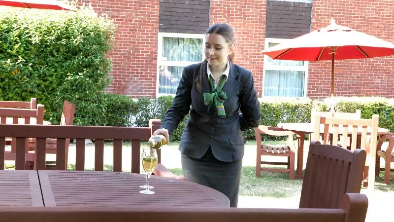 Отель Holiday Inn Farnborough, An Ihg