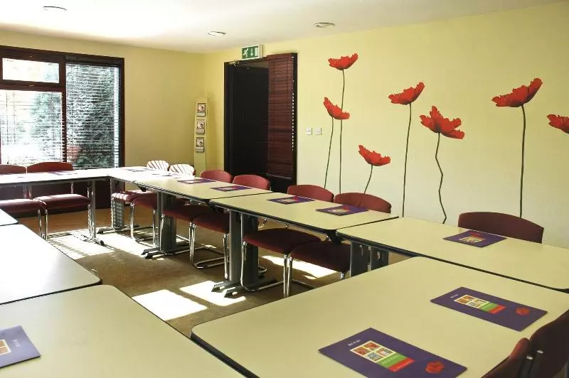 Hotel Ibis Coventry South