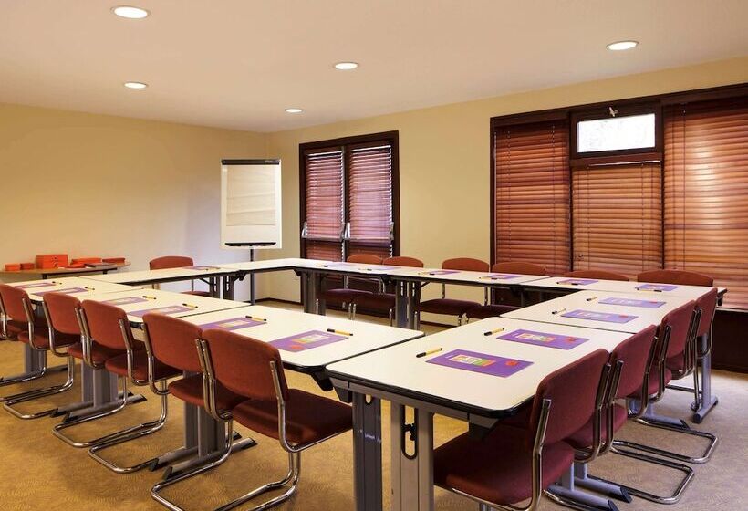 Hotel Ibis Coventry South