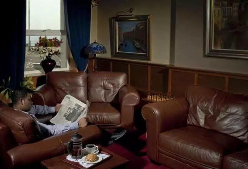 هتل The Lansdowne