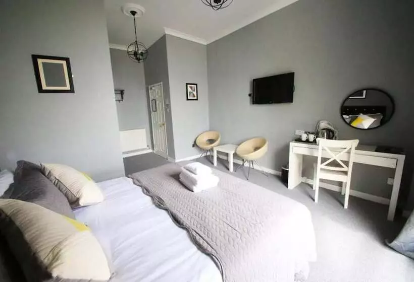 هتل The Lansdowne