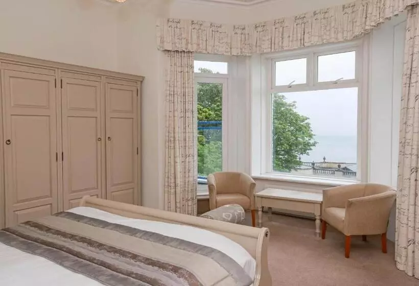 호텔 Marsham Court