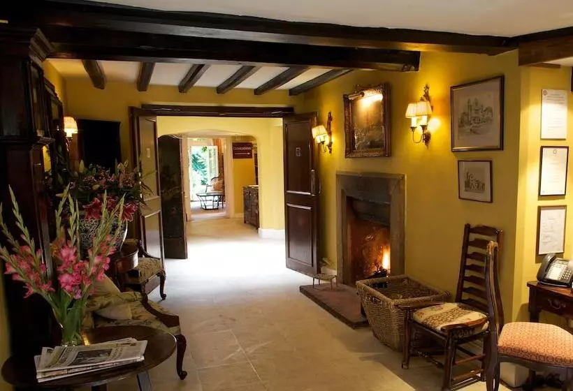 Ockenden Manor Hotel & Spa