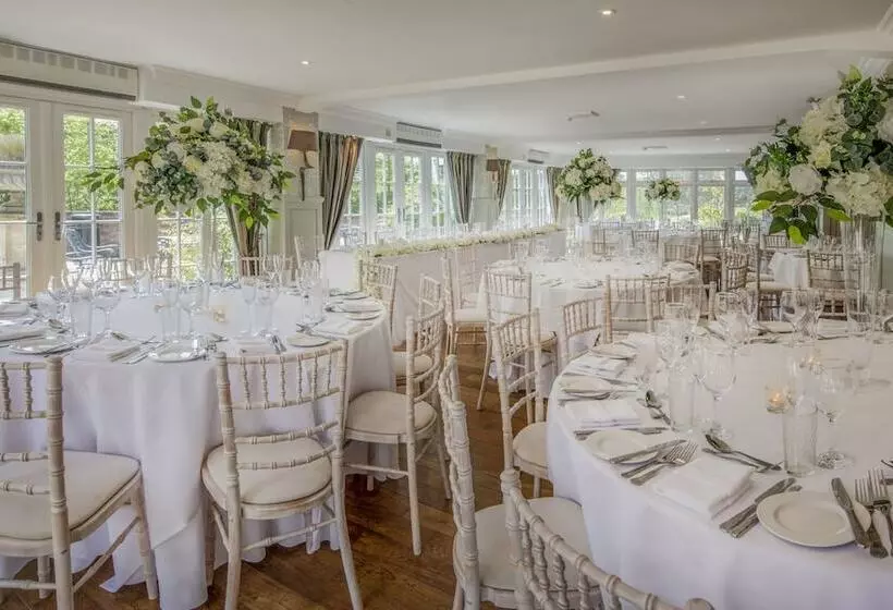 Old Thorns Hotel & Resort