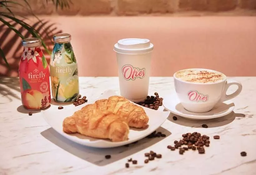 Old Thorns Hotel & Resort