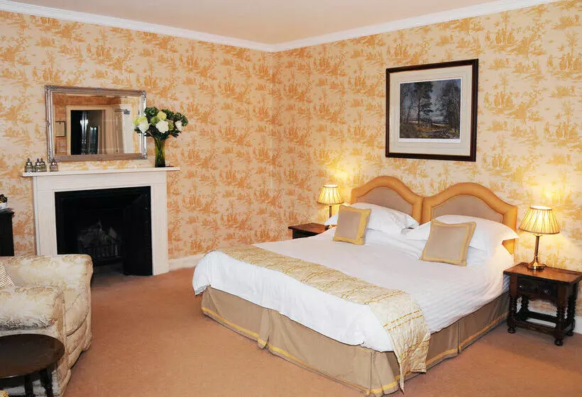 ホテル Raemoir House