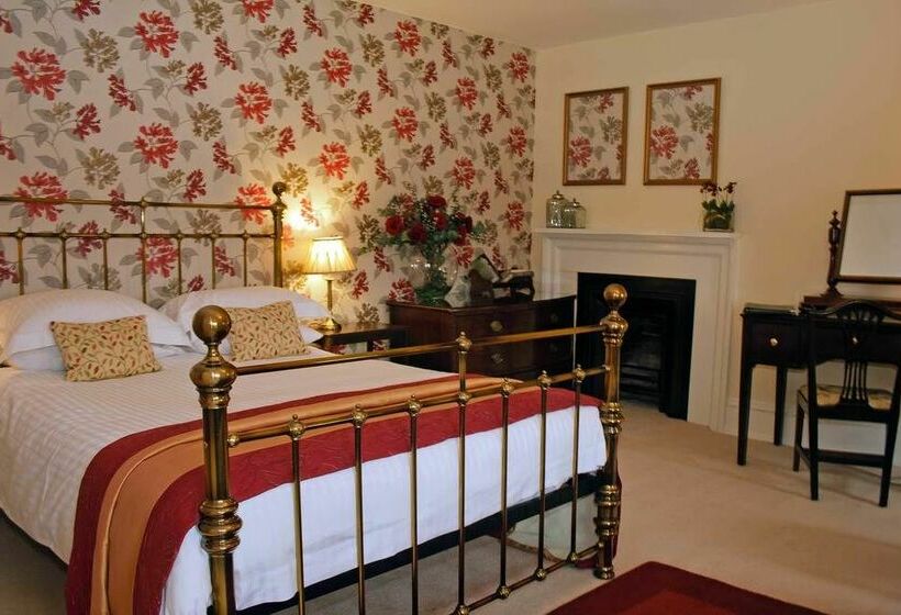 فندق Raemoir House