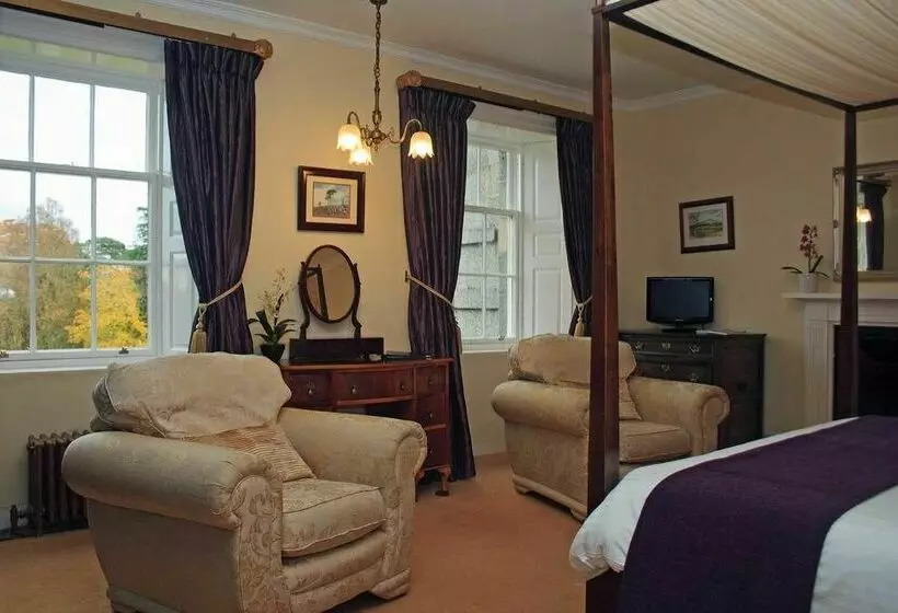 ホテル Raemoir House