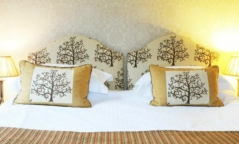 ホテル Raemoir House