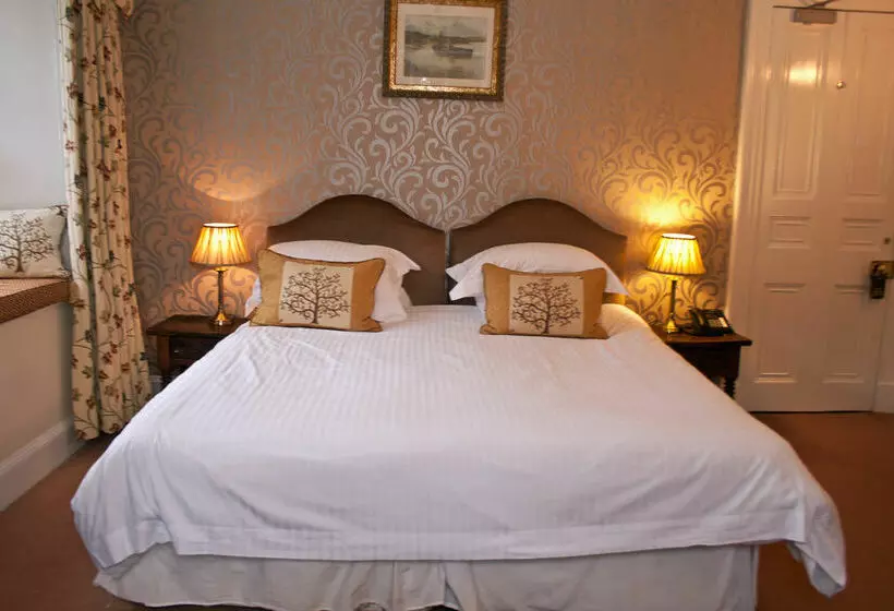 ホテル Raemoir House