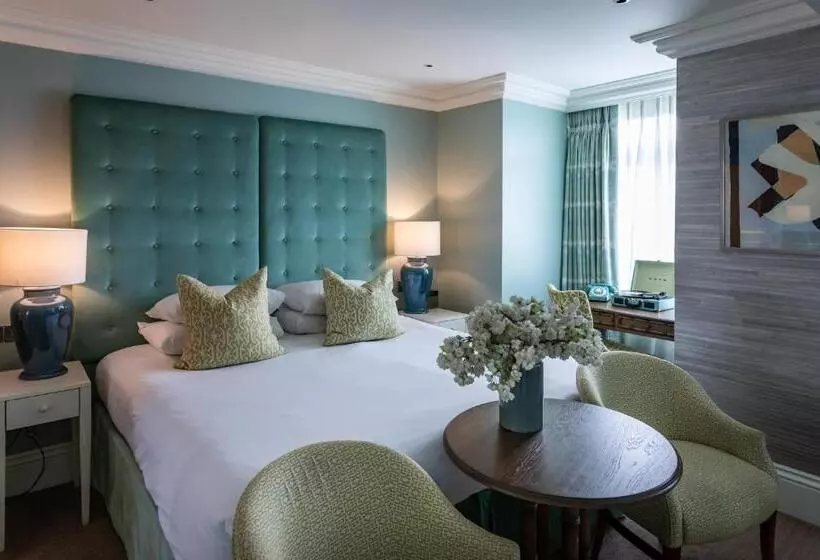 فندق Roslin Beach