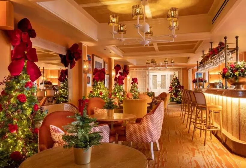 فندق Roslin Beach