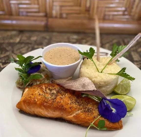 هتل Royal Tahitien