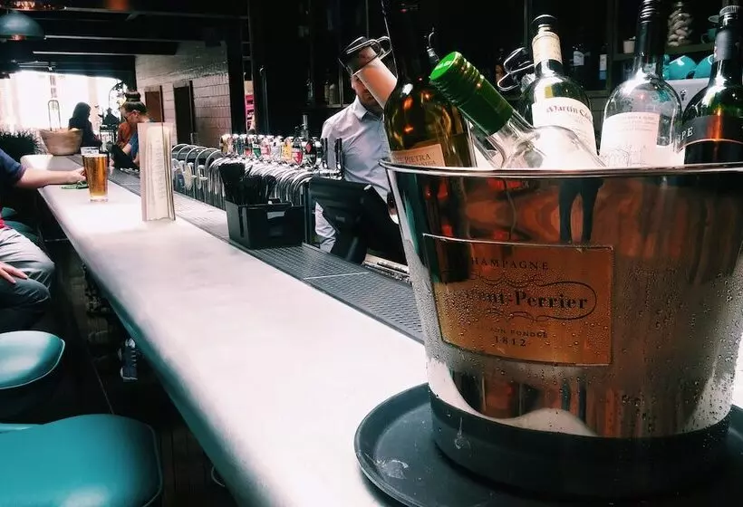 فندق The Falstaff  In Canterbury