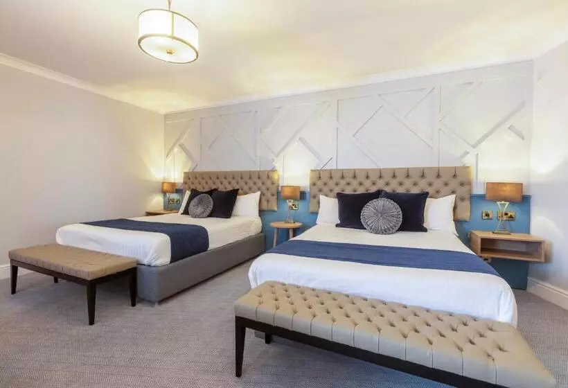 The Queen At Chester Hotel, Bw Premier Collection