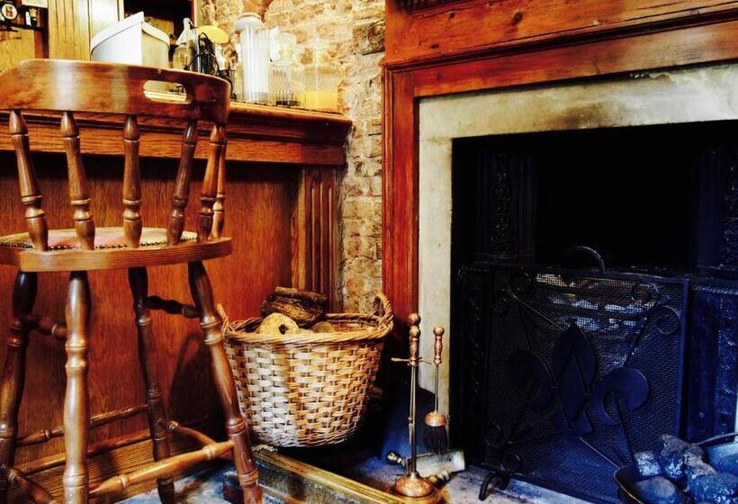 فندق Wrangham House