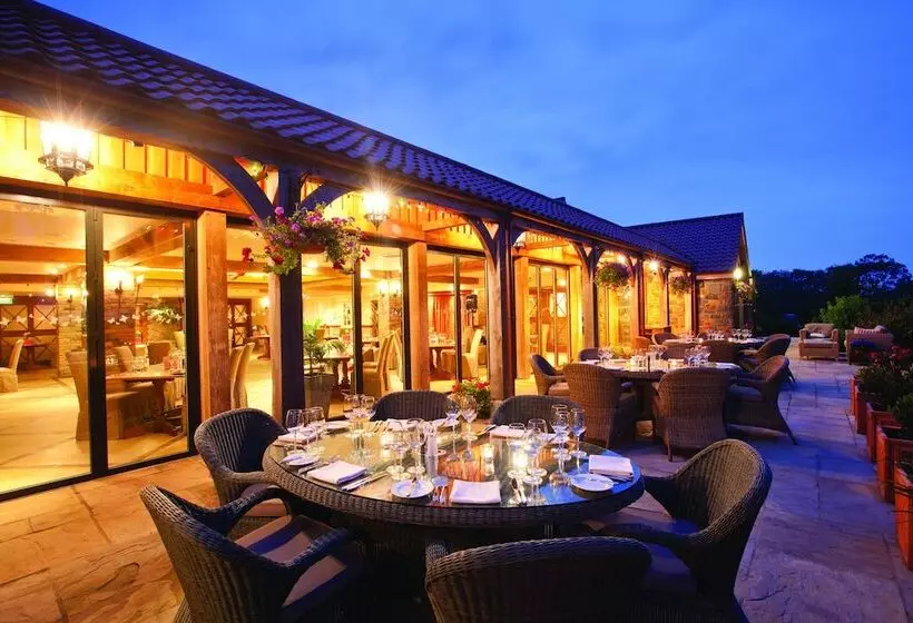 The Farmhouse Hotel And Restaurant