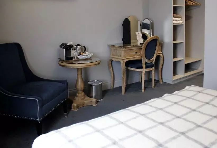 בית מלון כפרי Blue Boar