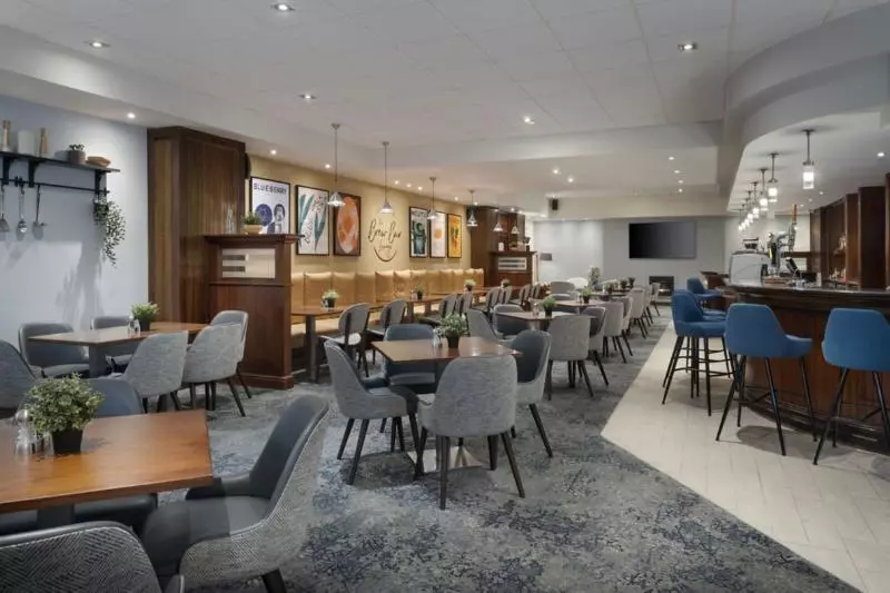 Delta Hotels By Marriott Heathrow Windsor