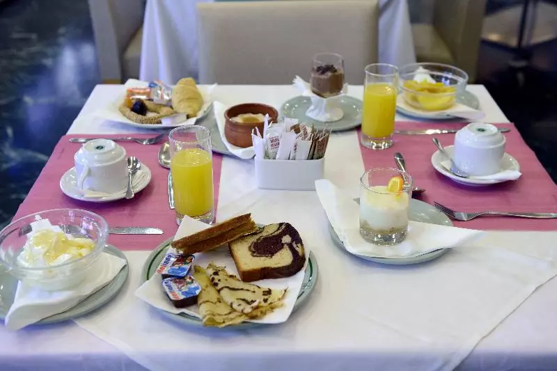 Dorian Inn Sure Hotel Collection By Best Western