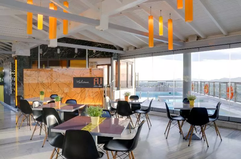 Dorian Inn Sure Hotel Collection By Best Western