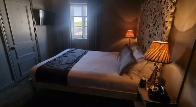 호텔 Le Petit Chateau & William De Percy