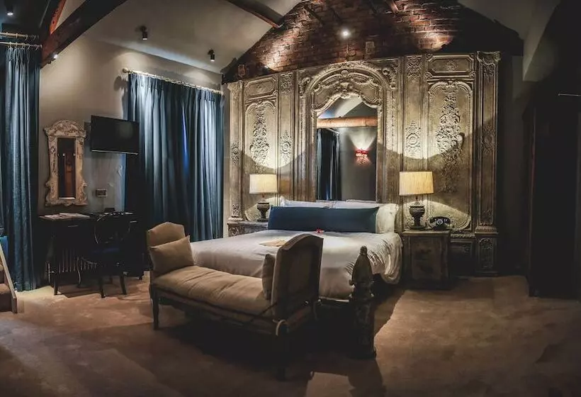 호텔 Le Petit Chateau & William De Percy