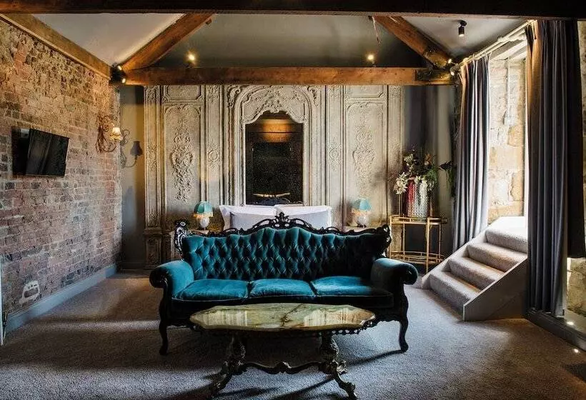 호텔 Le Petit Chateau & William De Percy