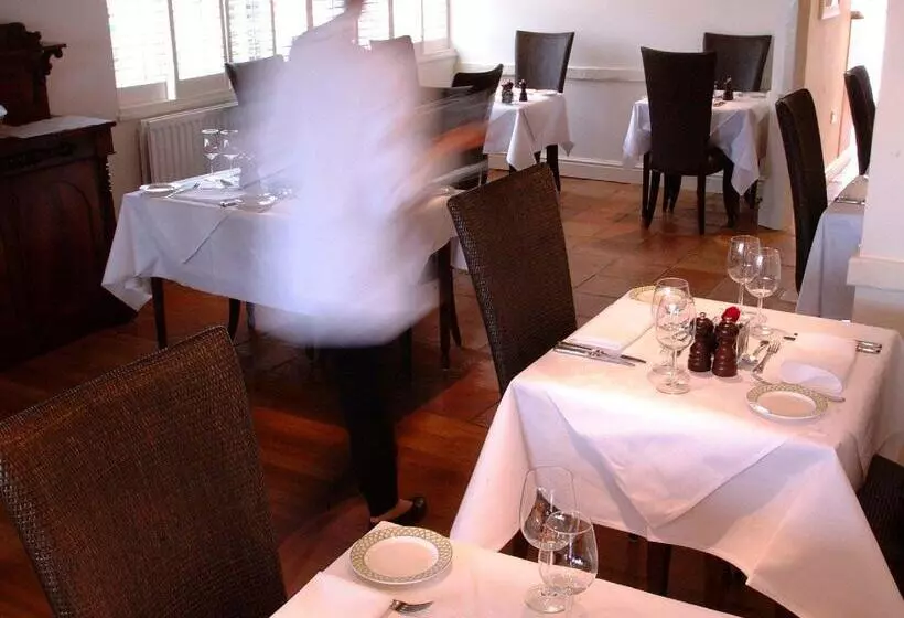 Lugger Hotel ‘a Bespoke Hotel’