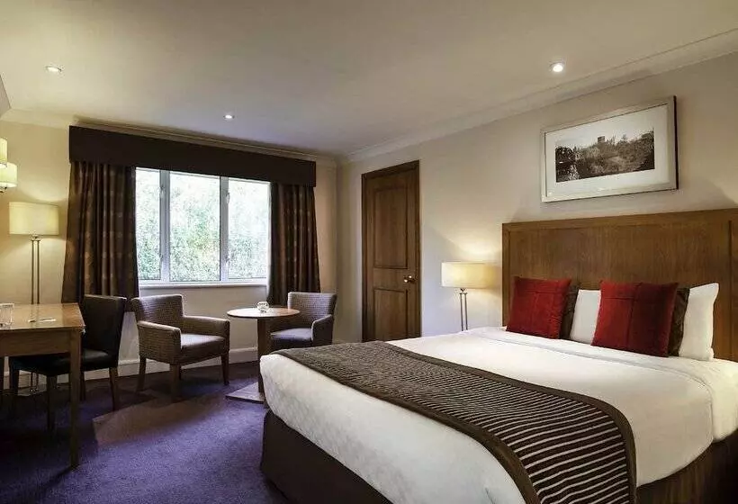 בית מלון כפרי Mercure St Albans Noke