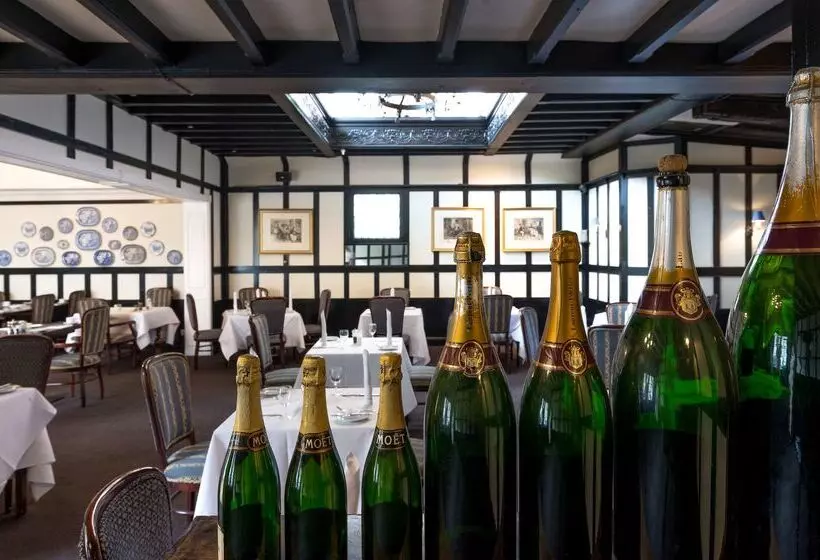 Отель Best Western Red Lion