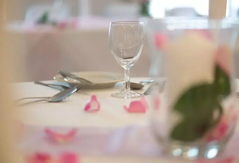 Отель Best Western Red Lion