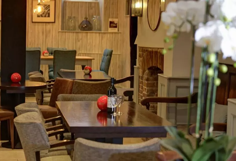 Отель Best Western Red Lion