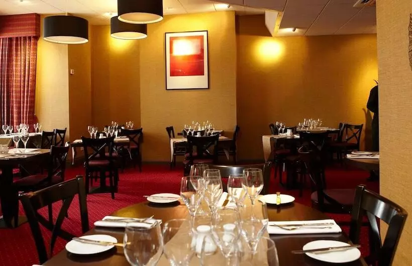 هتل Royal Clifton