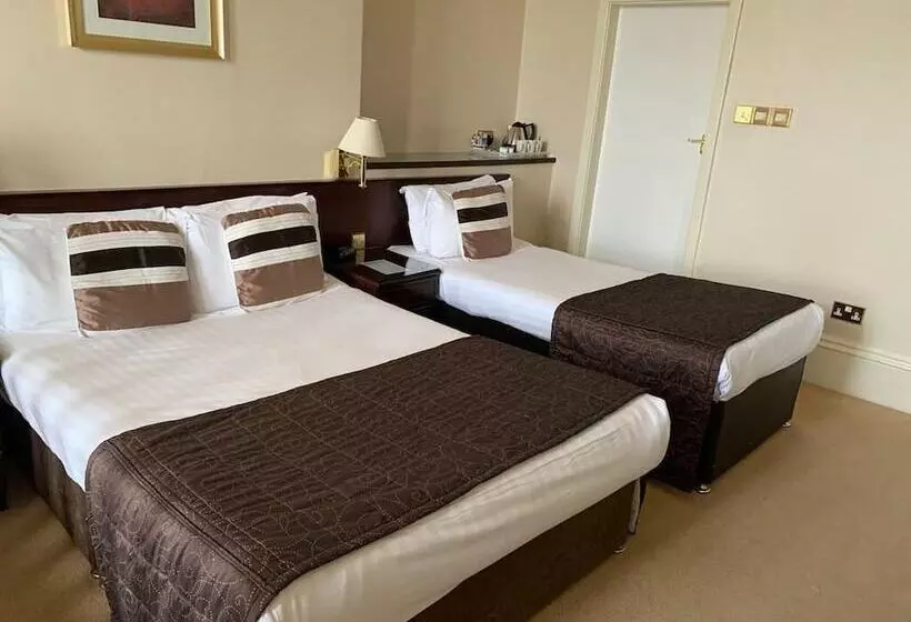 هتل Royal Clifton