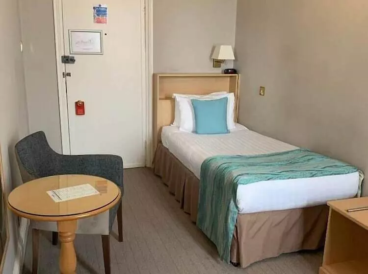 هتل Royal Clifton