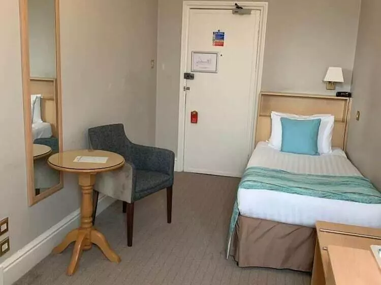 هتل Royal Clifton