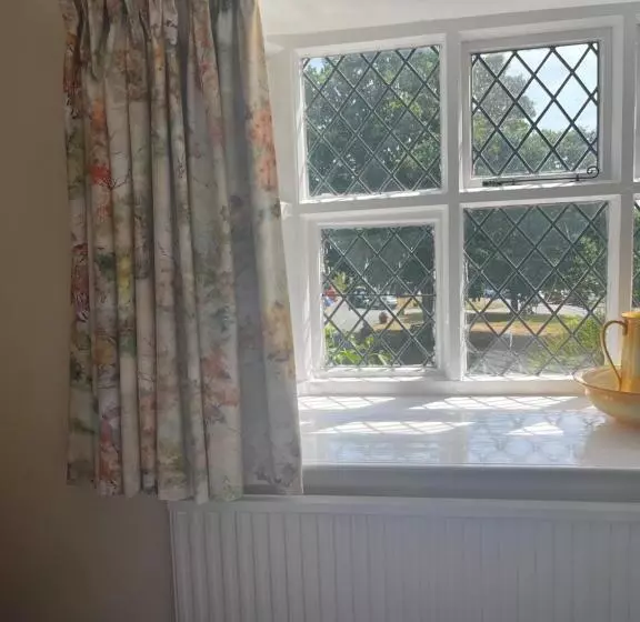 בית מלון כפרי The Brickwall