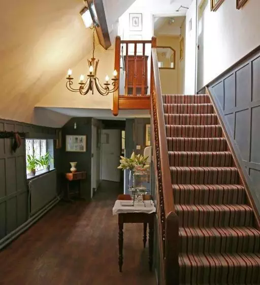 בית מלון כפרי The Brickwall