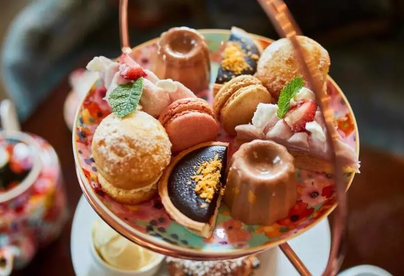 هتل The Clermont London, Charing Cross