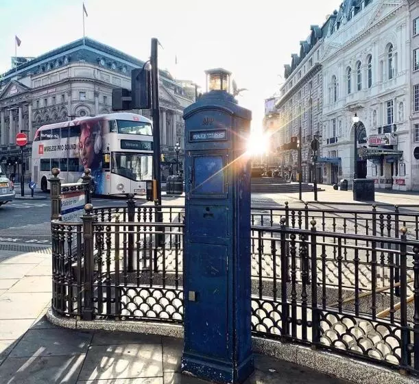 هتل The Clermont London, Charing Cross