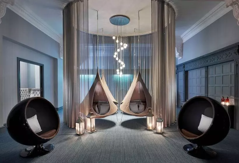 בית מלון כפרי The Midland