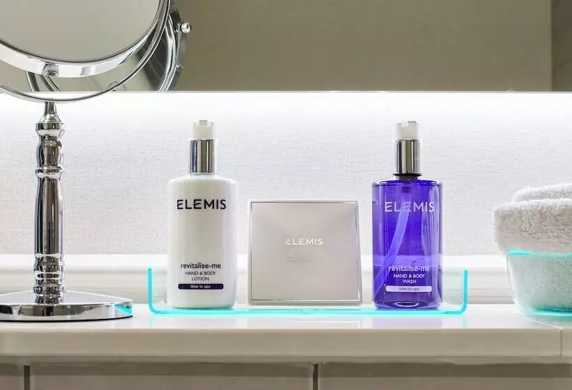 בית מלון כפרי The Midland