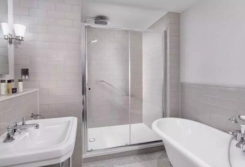 בית מלון כפרי The Midland